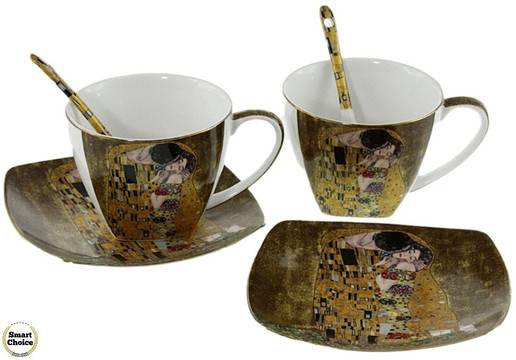 Порцеланов комплект две чаши с чинийки и лъжички – „Целувката“ 12 см. Модел 79-4750