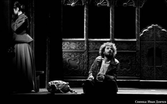 „Железният светилник“ отново ще огрее бургаската сцена