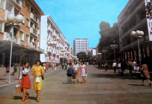 Спомени от соца: Правила и забрани, които днес звучат повече от абсурдни