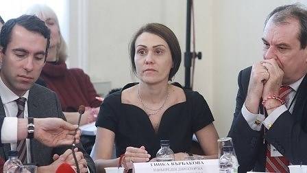 В края на ноември Гинка Върбакова влиза в Надзорния съвет на ЧЕЗ България