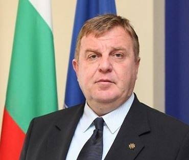 Каракачанов отмени решението беларуска фирма да ремонтира Су-25