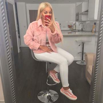 Розова магия