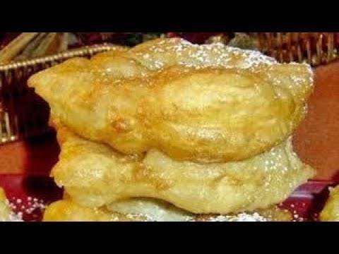 Улични мекици за закуска пухкави пържени