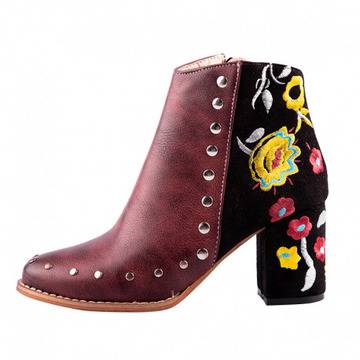 Дамски боти с уникален дизайн и изработека.