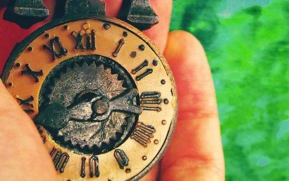 През всяко денонощие съществува една минута, която сбъдва желанията на човек! Ето как да я налучкаме!