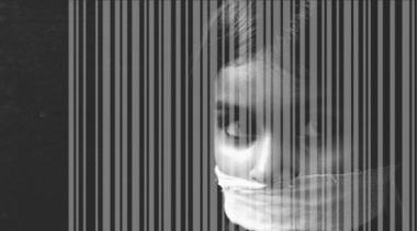 Нова опасна схема: Сутеньори подмамват бургазлийки да участват във филми и после…