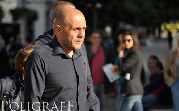 Дончев: Горивата могат да поевтинеят с над 5 стотинки на литър