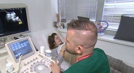 Българско мобилно приложение помага за проследяване на бременността