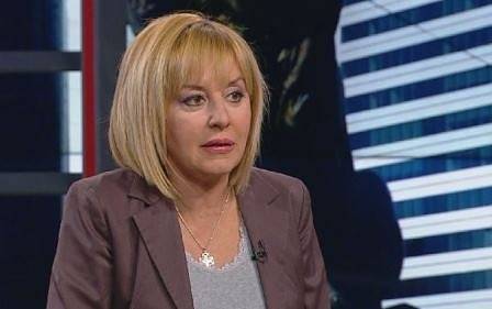 Манолова за оставката на Симеонов: Безспорно е победа за протестиращите майки