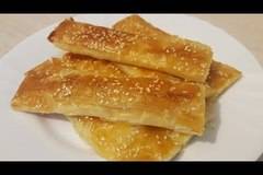 Банички с Готови Кори и Сусам