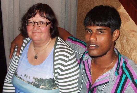 Пенсионерка си взе 35 години по-млад мъж и хвърли 100 бона по него, но накрая стана заложница (СНИМКИ)