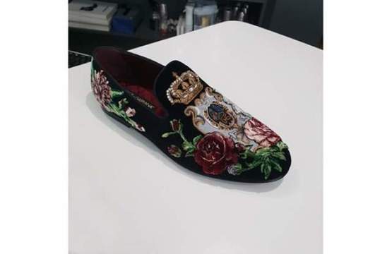 Динко с мокасини „Долче и Габана“ за 2500 лева СНИМКИ