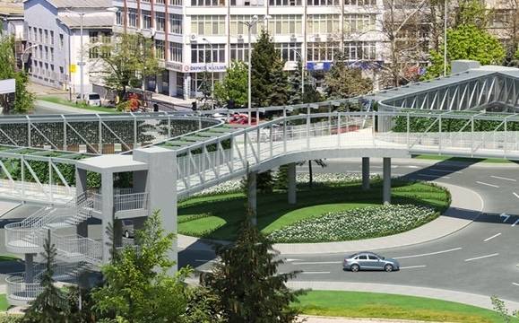 Обкината: Асансьорите на пасарелките редовно са обект на вандализъм