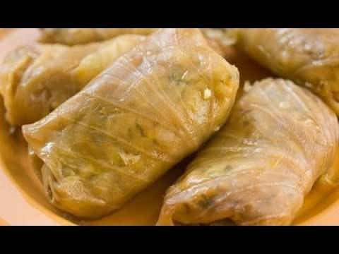 Постни сарми с кисело зеле за Бъдни вечер