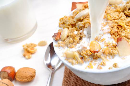 Защо фибрите са ключов компонент на хранителния режим при наднормено тегло