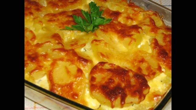 Огретен с картофи и сирене