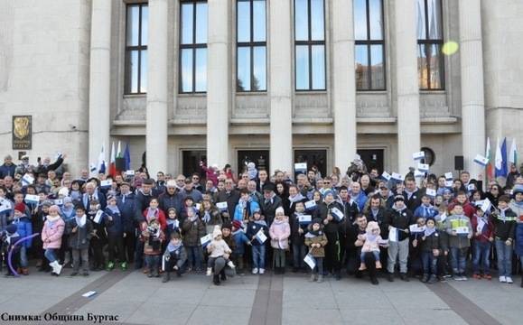 Кметът кани малко над 7 000 именици за традиционната Никулденска снимка пред Общината