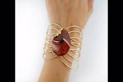 10те актуални предложения за онлайн женски подарък с луксозни бижута за Коледа и Нова Година