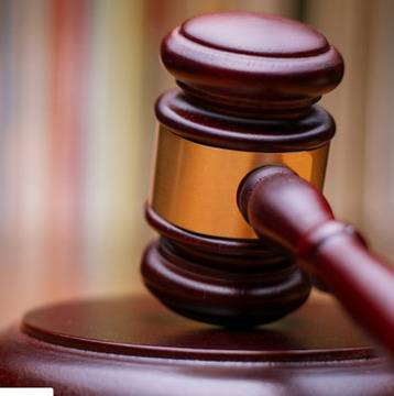 Условни наказания за двама, държали наркотици с цел продажба