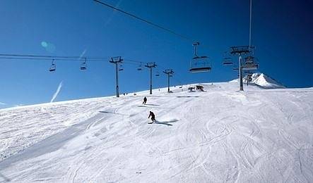 Част от ски пистите в Банско започват да работят от днес