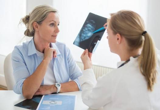 Имате роднини, починали или болни от рак? Професор обясни как да разберете заплашва ли ви наследствена онкология