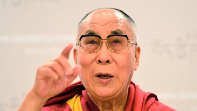 Само 3 въпроса, а е толкова точен: Вижте уникалният тест на Далай Лама!