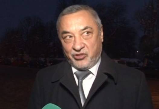 Симеонов видя зулумите, които циганите с чорапи на главите направиха в бащината му къща и… (СНИМКИ)