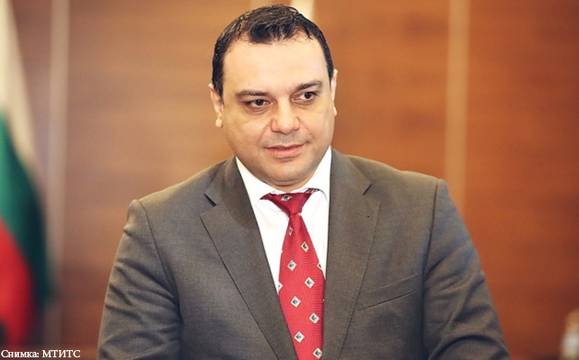 Парламентът прие оставката на Московски