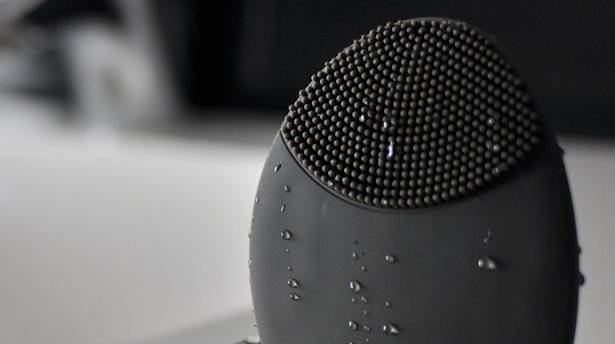 Ново поколение почистваща грижа за лицето