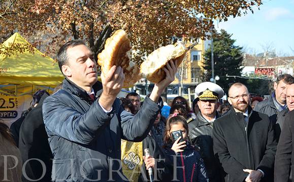 Според Никулденската пита догодина в Бургас ще се раждат повече момченца