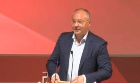 Конгресът на ПЕС преизбира за трети път Станишев за лидер