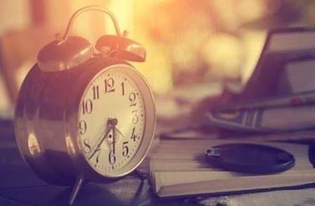 Евродепутат Неков инициира обществена дискусия за смяната на часовото време и законодателството на ЕС