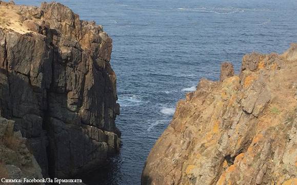 Жители на Созопол отново излизат на протест в защита на достъпа до „Германката“