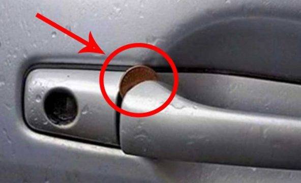 ВНИМАНИЕ! Ако видите монета на вратата на колата си ви очаква…