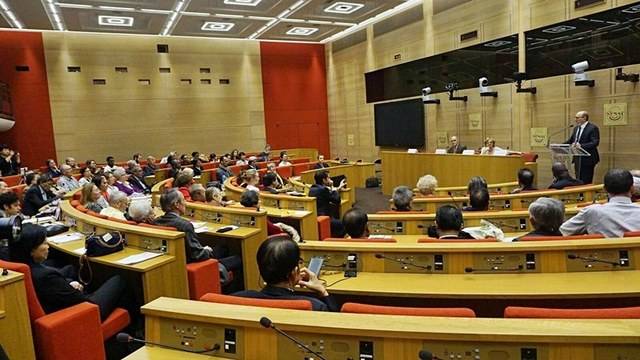 Френски политици осъдиха насилственото отнемане на органи от живи хора в Китай