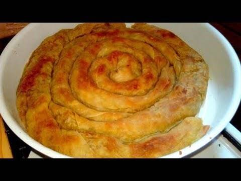 Класически тиквеник – постно ястие на Бъдни вечер.