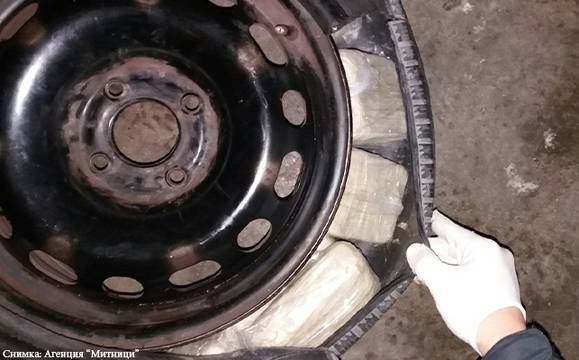 Хероин за 1 млн. лева откриха митничарите на „Капитан Андреево“ в резервна гума