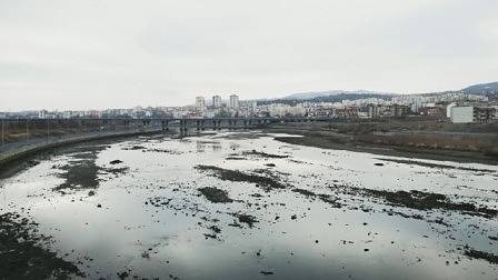 Тяло на бебе беше открито във Водното огледало в Кърджали