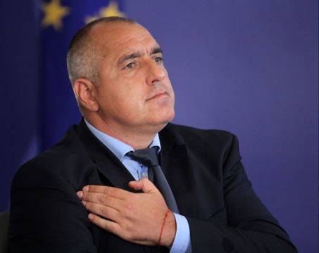 Еврокомисар уличи Бойко Борисов лъжа и манипулация