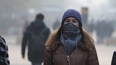 Заради мръсния въздух в София: На 20 и 21 декември учениците могат да останат вкъщи