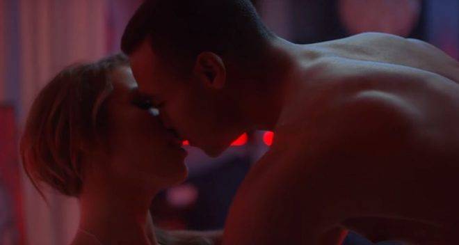 Алисия и Гери-Никол делят един мъж