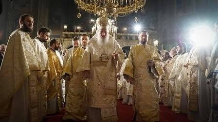 Патриарх Неофит: Нека отворим сърцата и душите си за радостта от Рождеството