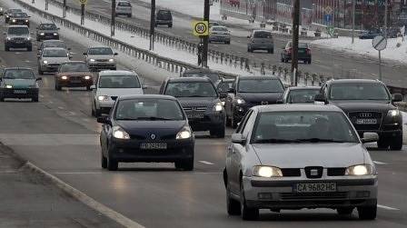 Без камиони по магистралите и натоварените пътища утре следобед