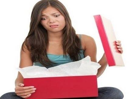 Кратък списък с най-ужасните коледни подаръци. Дали не сте получили такъв?