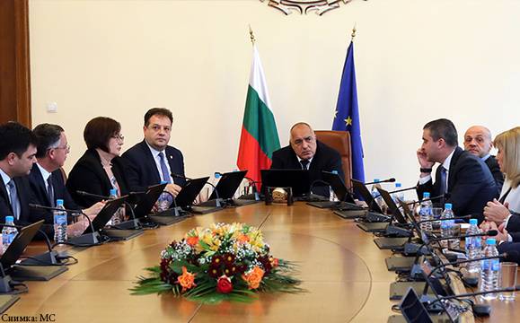 Общините ще определят за кои пътища да не се плаща винетна такса