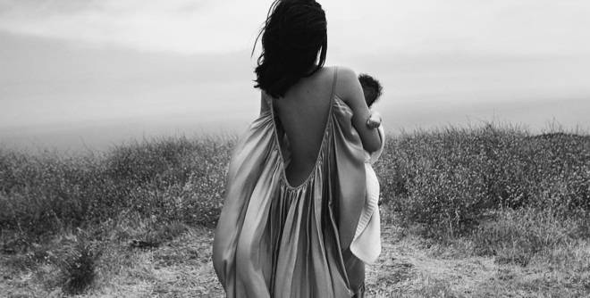 Дъщерята на Кайли Дженър Сторми на една годинка