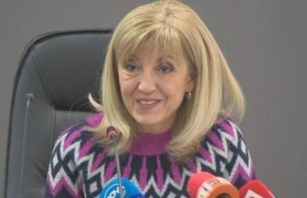 Министър Петя Аврамова: Ще санкционираме фирмата-изпълнител на е-винетките