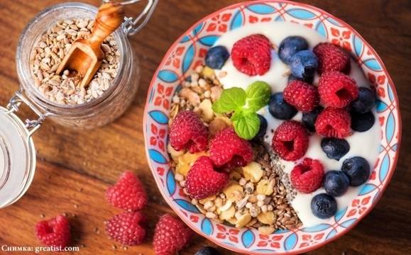 8 сутрешни храни и напитки за следпразничния период