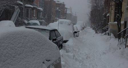 Армията се включва в разчистването на снега в Гърция