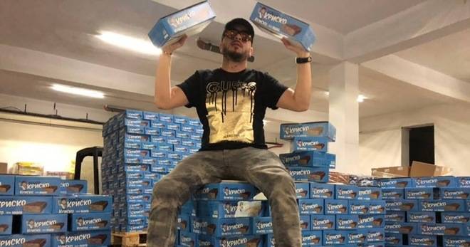 Конкурси всякакви: Спечелете 100 кутии с Бясна Вафла Криско